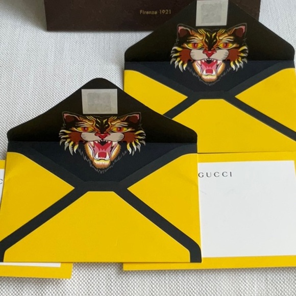 Gucci  LOGO brown small gift bag and Yellow and Black Envelope Set - Picture 9 of 13